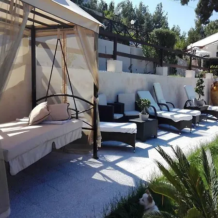 Aparthotel Maresol 3*