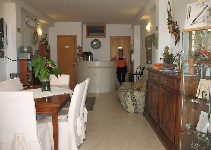 アパートホテル Maresol