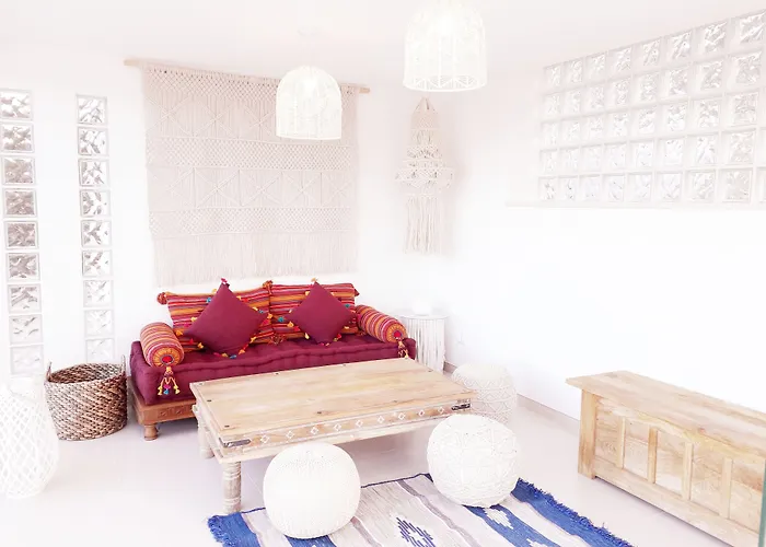 アパートホテル Maresol