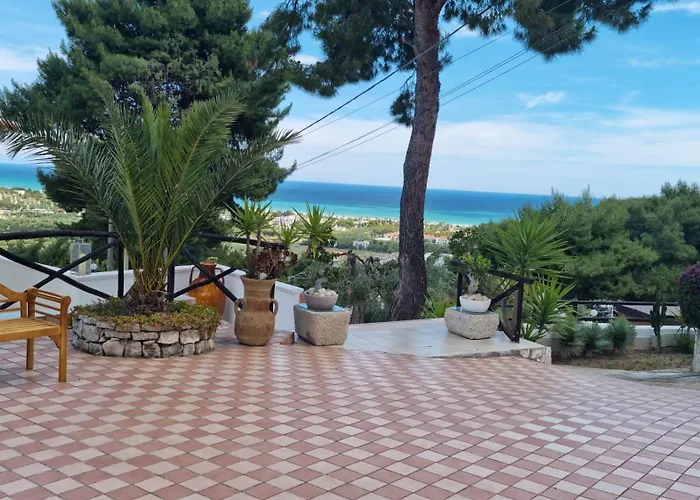 Maresol アパートホテル